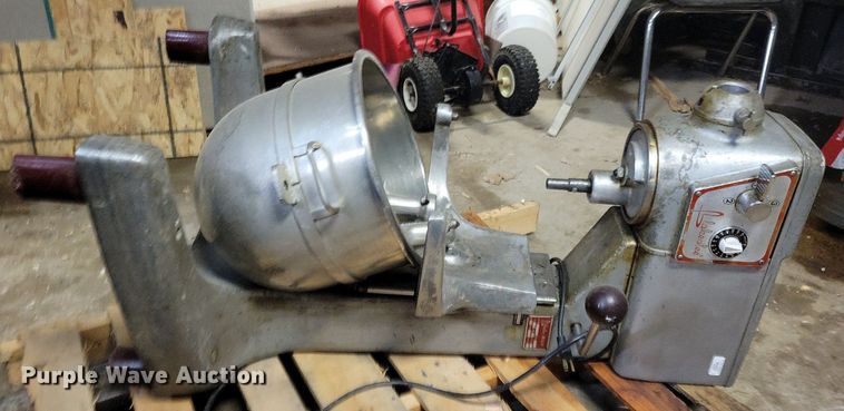 image for item JO9290 Blakeslee F30T  mixer