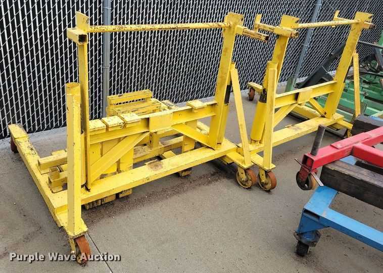 image for item JO9294 (3) tire lifts