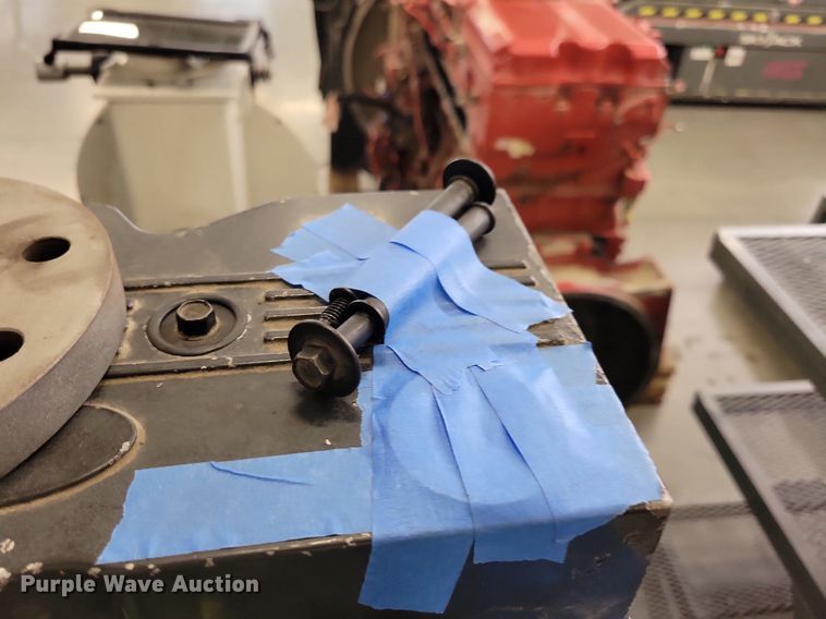 image for item JO9295 2002 Cummins ISB 235  engine