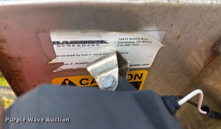 image for item JX9004 Magnum  salt spreader