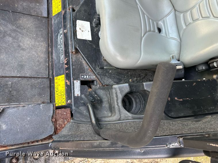 image for item JX9014 Toro Groundsmaster 7200  lawn mower