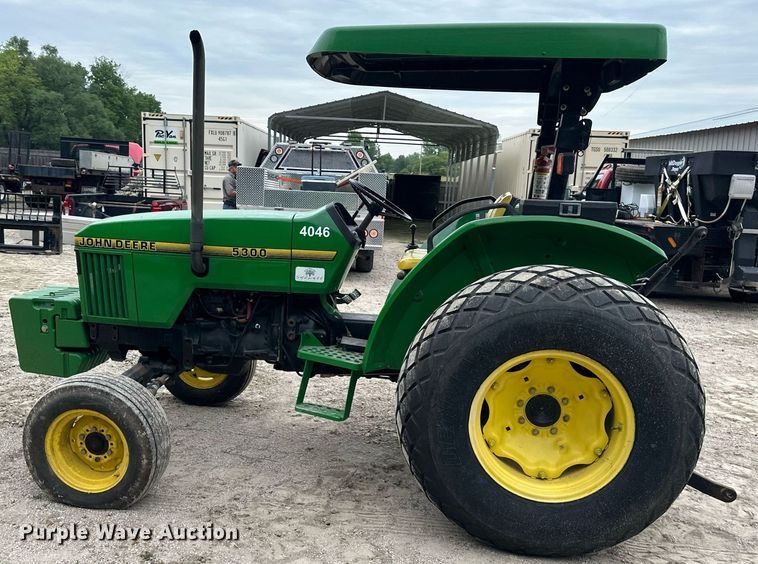 image for item JX9019 1993 John Deere 5300  tractor