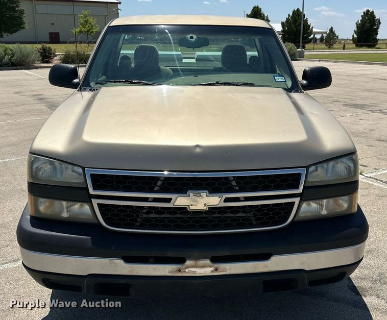 image for item KM9842 2006  Chevrolet Silverado 1500  pickup truck