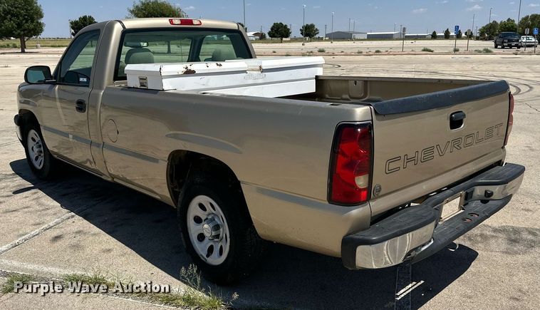 image for item KM9842 2006  Chevrolet Silverado 1500  pickup truck