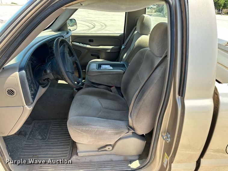 image for item KM9842 2006  Chevrolet Silverado 1500  pickup truck