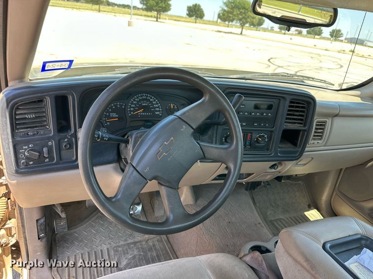 image for item KM9842 2006  Chevrolet Silverado 1500  pickup truck