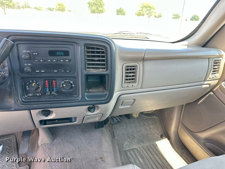 image for item KM9842 2006  Chevrolet Silverado 1500  pickup truck