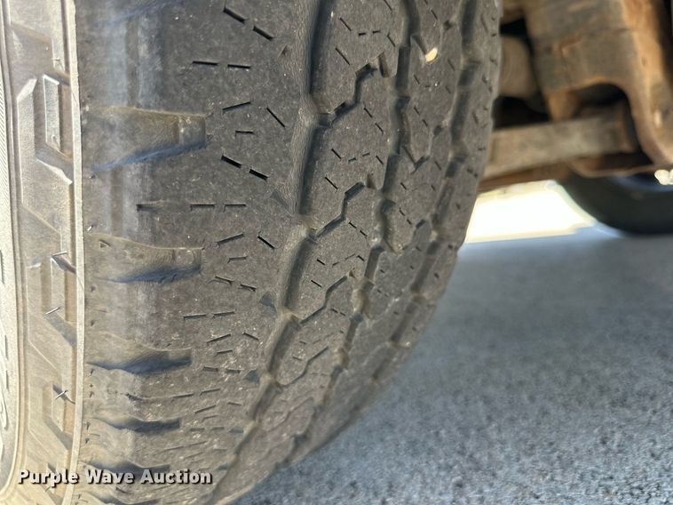 image for item KM9843 2011 Chevrolet Silverado 1500  pickup truck