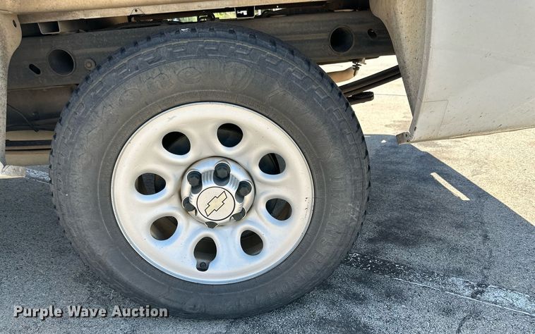 image for item KM9843 2011 Chevrolet Silverado 1500  pickup truck