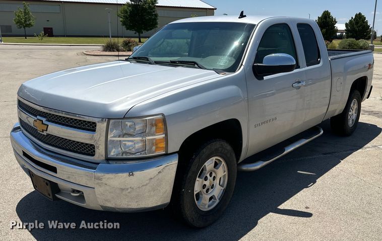 image for item KM9844 2012 Chevrolet Silverado 1500  Ext. Cab pickup truck