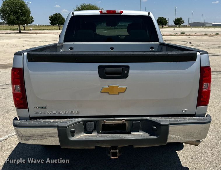 image for item KM9844 2012 Chevrolet Silverado 1500  Ext. Cab pickup truck