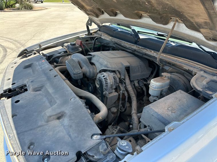 image for item KM9844 2012 Chevrolet Silverado 1500  Ext. Cab pickup truck