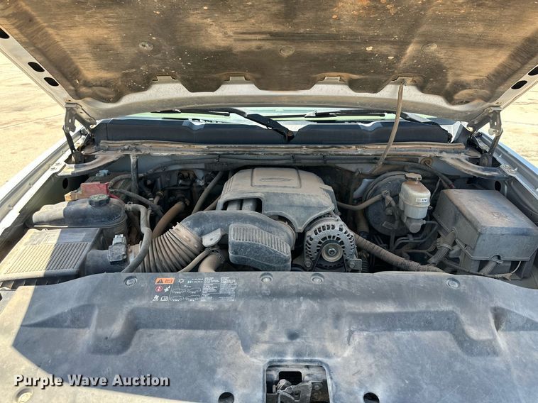 image for item KM9844 2012 Chevrolet Silverado 1500  Ext. Cab pickup truck