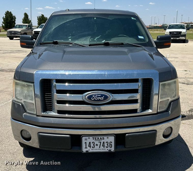 image for item KM9845 2010 Ford F150  SuperCrew pickup truck