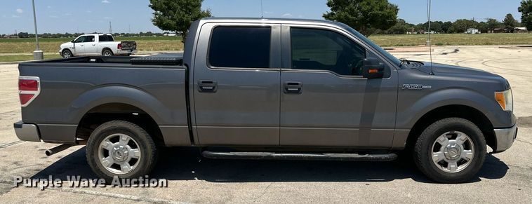 image for item KM9845 2010 Ford F150  SuperCrew pickup truck