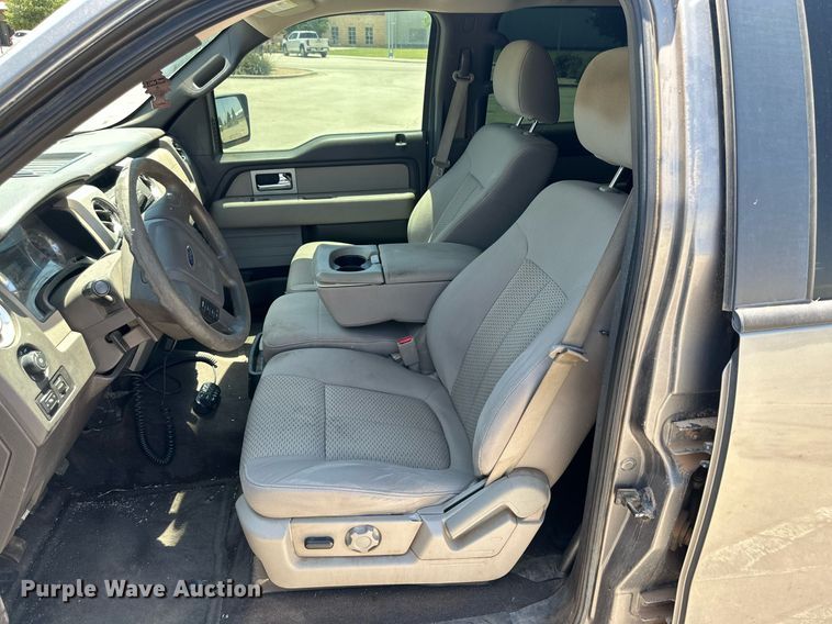 image for item KM9845 2010 Ford F150  SuperCrew pickup truck