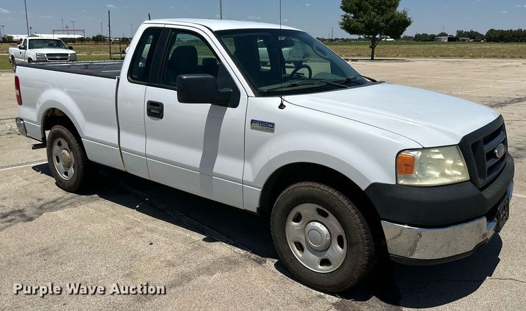 image for item KM9846 2005 Ford F150  Ext. Cab pickup truck