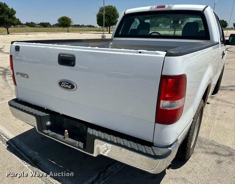 image for item KM9846 2005 Ford F150  Ext. Cab pickup truck