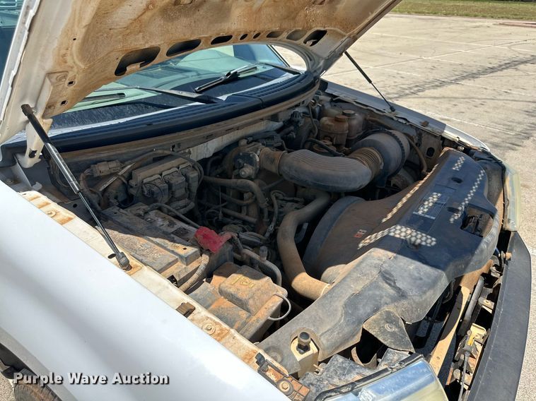 image for item KM9846 2005 Ford F150  Ext. Cab pickup truck