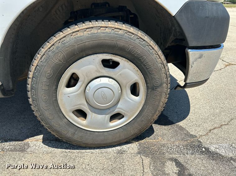 image for item KM9846 2005 Ford F150  Ext. Cab pickup truck