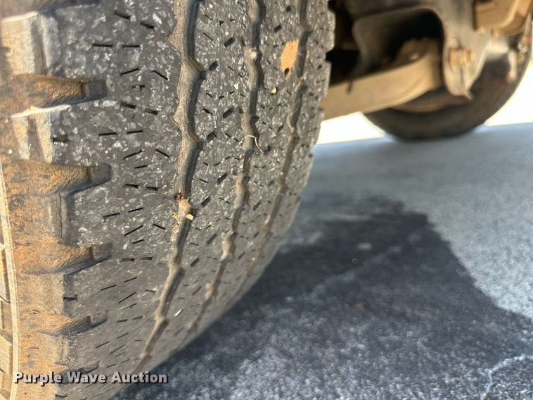 image for item KM9846 2005 Ford F150  Ext. Cab pickup truck