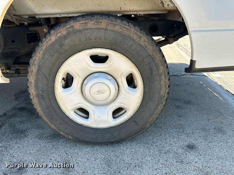 image for item KM9846 2005 Ford F150  Ext. Cab pickup truck