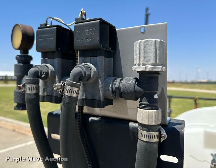 image for item KM9848 Wylie Manufacturing Co  turf sprayer