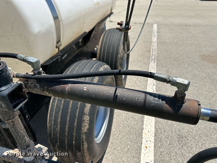 image for item KM9848 Wylie Manufacturing Co  turf sprayer