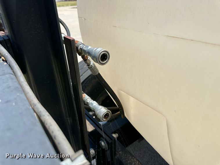 image for item KM9848 Wylie Manufacturing Co  turf sprayer