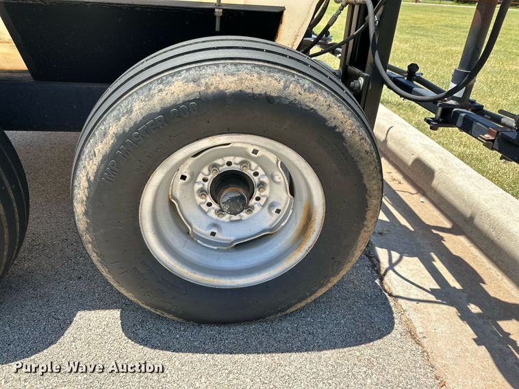 image for item KM9848 Wylie Manufacturing Co  turf sprayer