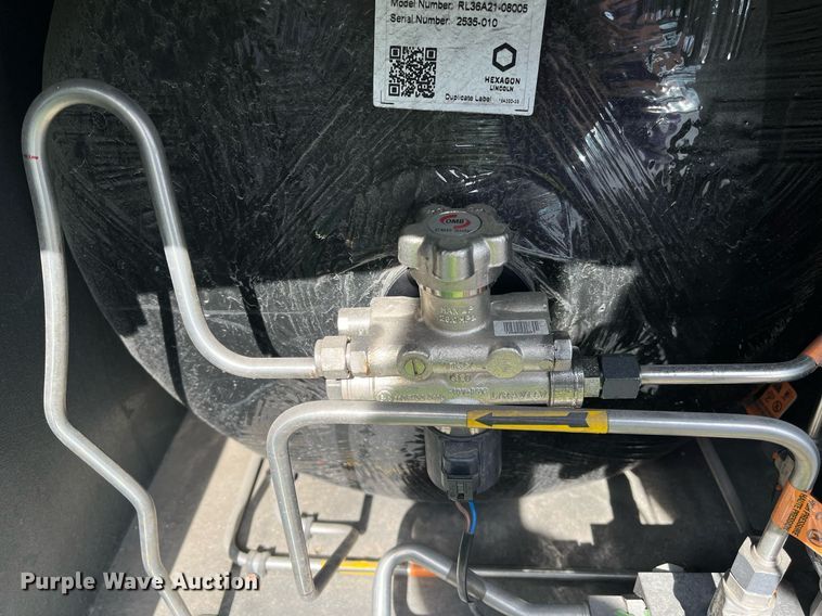 image for item LE9542 2014 Chevrolet Express  shuttle bus