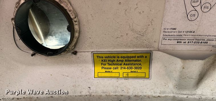 image for item LE9542 2014 Chevrolet Express  shuttle bus