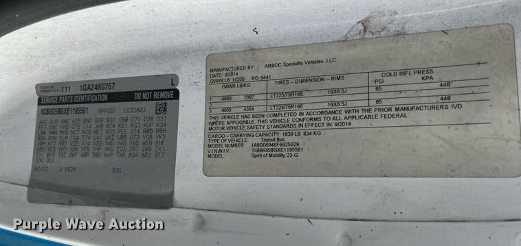 image for item LE9542 2014 Chevrolet Express  shuttle bus