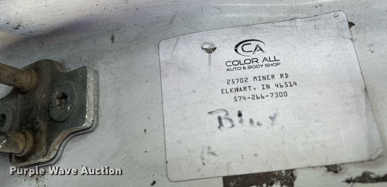 image for item LE9542 2014 Chevrolet Express  shuttle bus