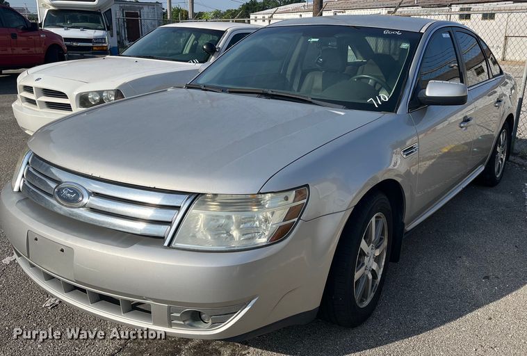 image for item LE9544 2008 Ford Taurus