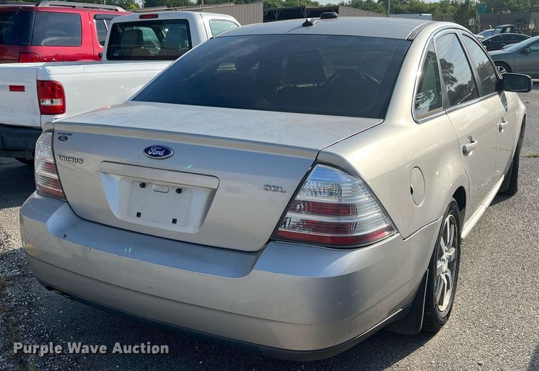 image for item LE9544 2008 Ford Taurus