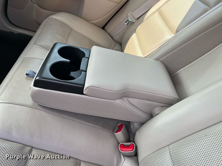 image for item LE9544 2008 Ford Taurus