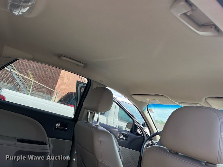 image for item LE9544 2008 Ford Taurus