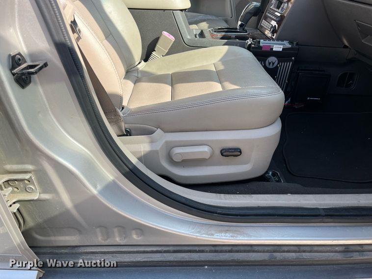 image for item LE9544 2008 Ford Taurus