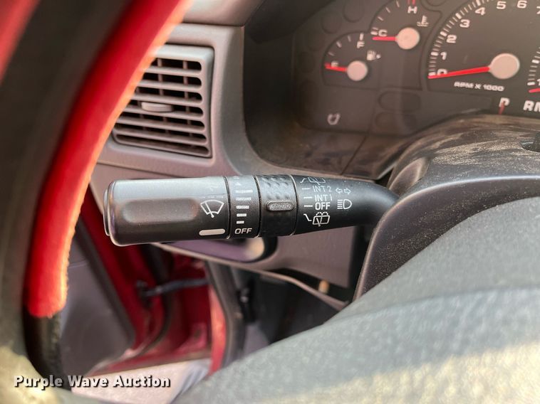 image for item LE9546 2005 Ford Explorer  SUV