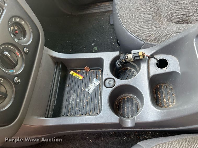 image for item LE9546 2005 Ford Explorer  SUV