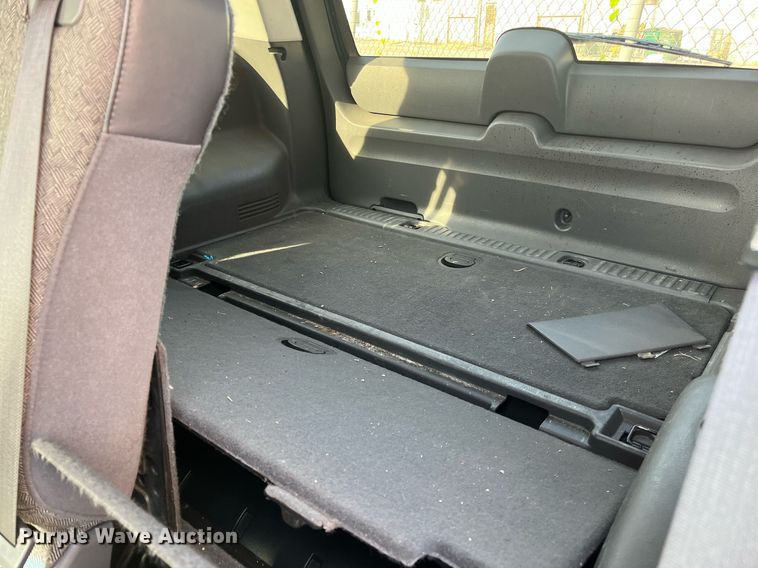 image for item LE9546 2005 Ford Explorer  SUV