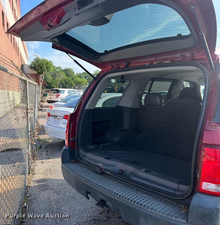 image for item LE9546 2005 Ford Explorer  SUV