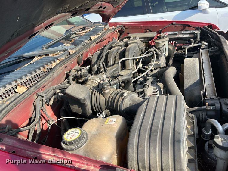 image for item LE9546 2005 Ford Explorer  SUV