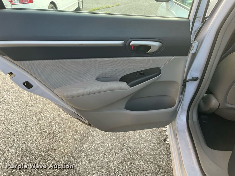 image for item LE9548 2009 Honda Civic