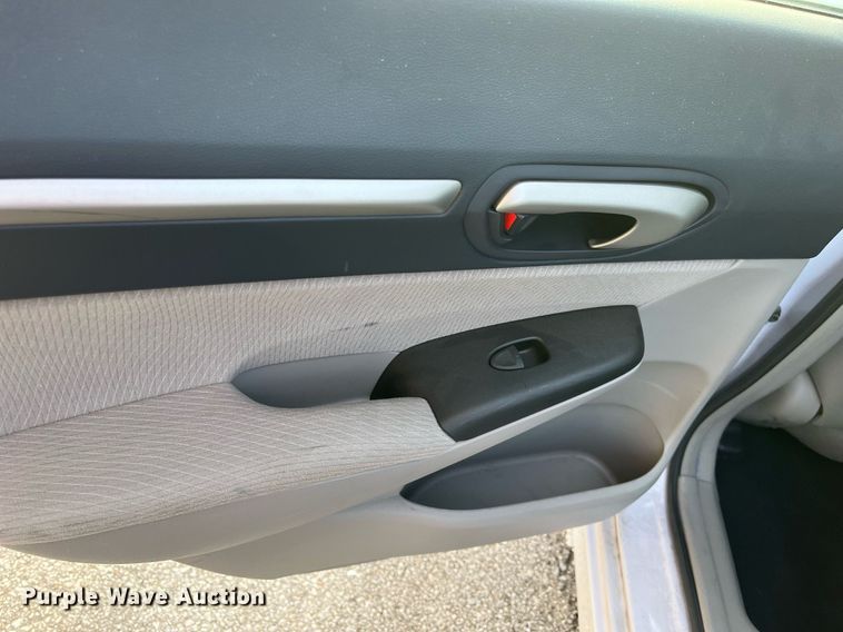 image for item LE9548 2009 Honda Civic