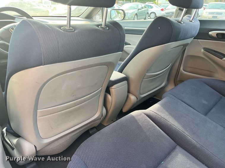 image for item LE9548 2009 Honda Civic