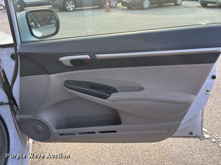 image for item LE9548 2009 Honda Civic