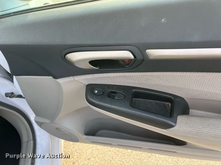 image for item LE9548 2009 Honda Civic