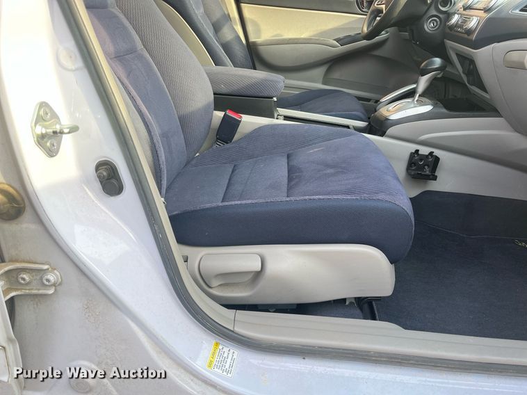 image for item LE9548 2009 Honda Civic